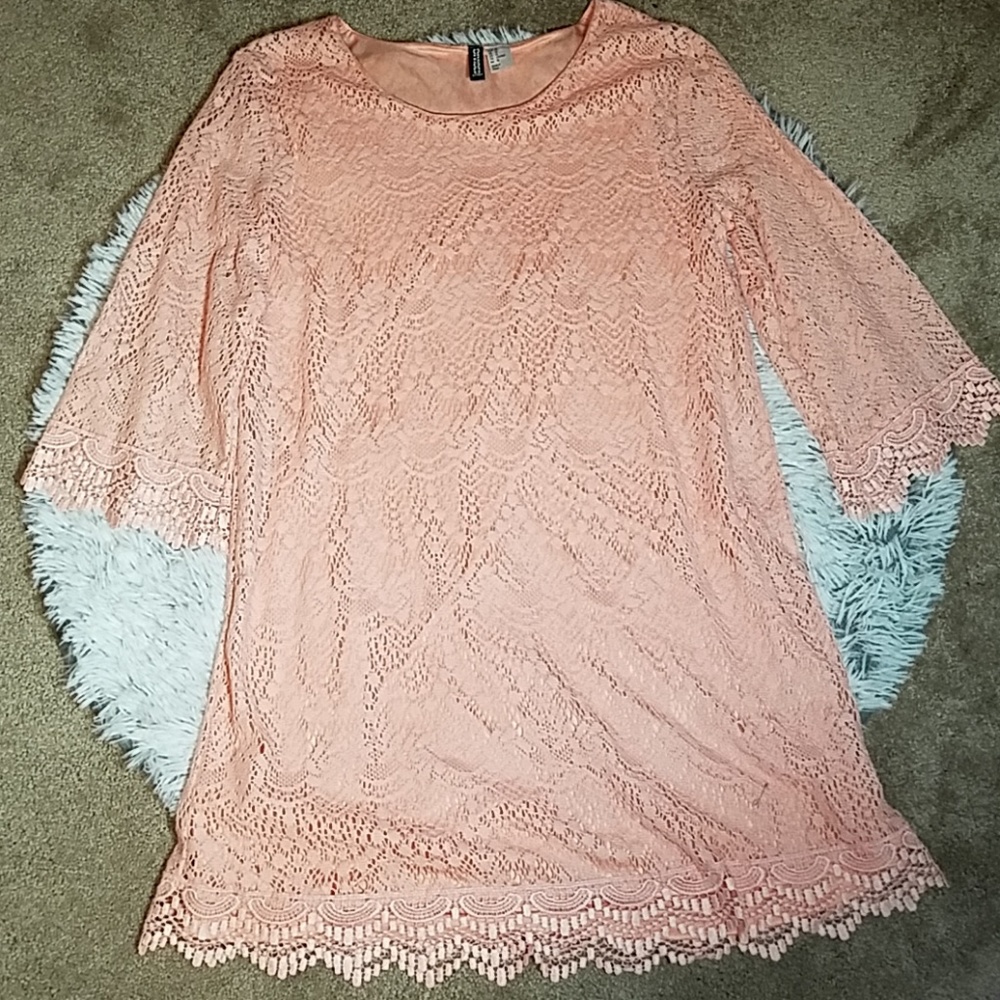 Lace H&M Dress - Picture 2 of 6